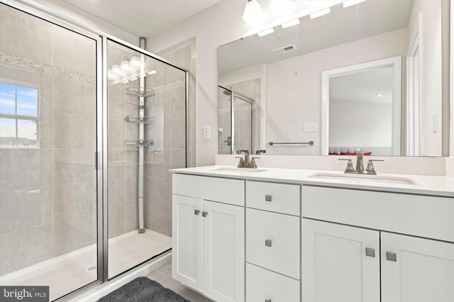 8034 MILLTOWN CIR, Cheltenham, PA 19012