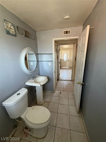 4060 East Carey Avenue, Las Vegas, NV 89115