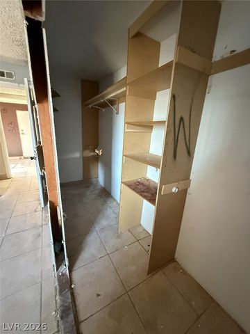 4060 East Carey Avenue, Las Vegas, NV 89115