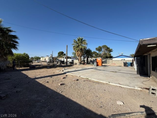 4060 East Carey Avenue, Las Vegas, NV 89115