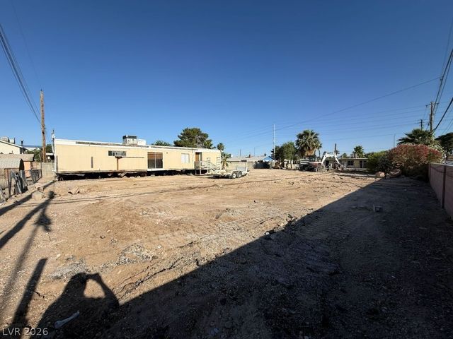 4060 East Carey Avenue, Las Vegas, NV 89115