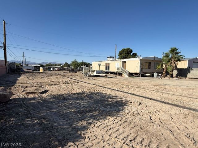 4060 East Carey Avenue, Las Vegas, NV 89115