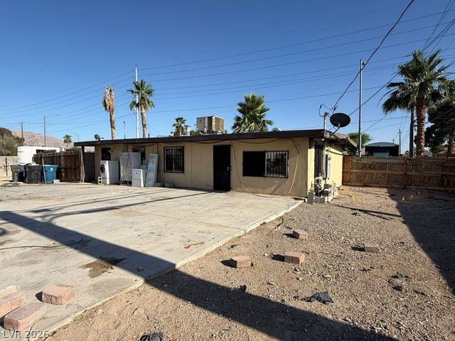 4060 East Carey Avenue, Las Vegas, NV 89115
