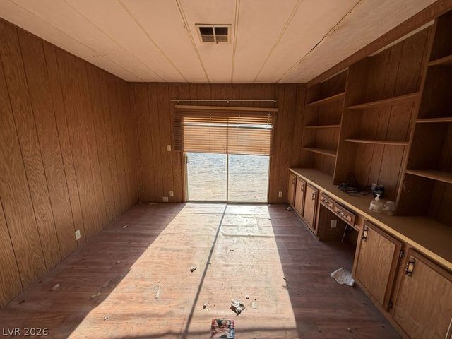 4060 East Carey Avenue, Las Vegas, NV 89115