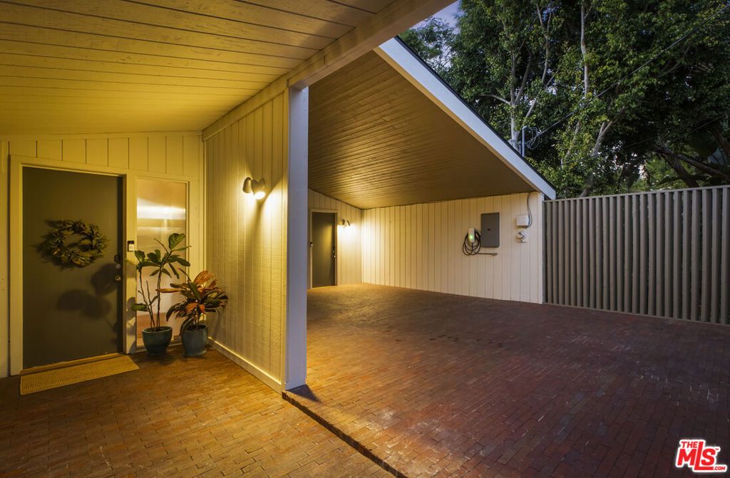 454 W Avenue 46, Los Angeles, CA 90065 — photo 2