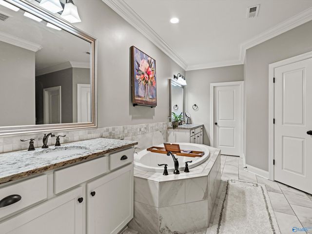 22 Abby Glen Way, Gurley, AL 35748