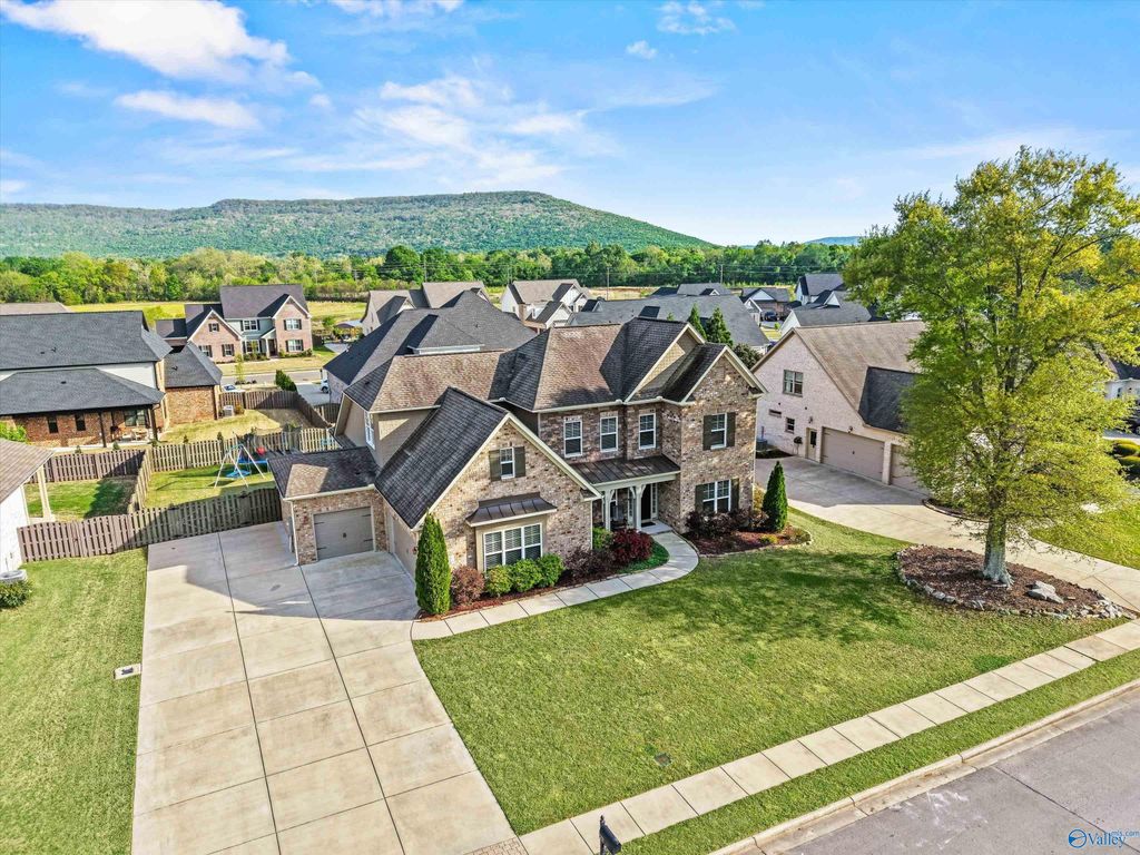 22 Abby Glen Way, Gurley, AL 35748