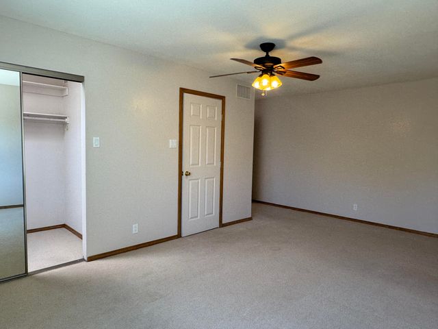 1824 Lester Drive NE, Albuquerque, NM 87112