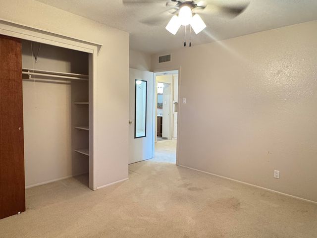 1824 Lester Drive NE, Albuquerque, NM 87112