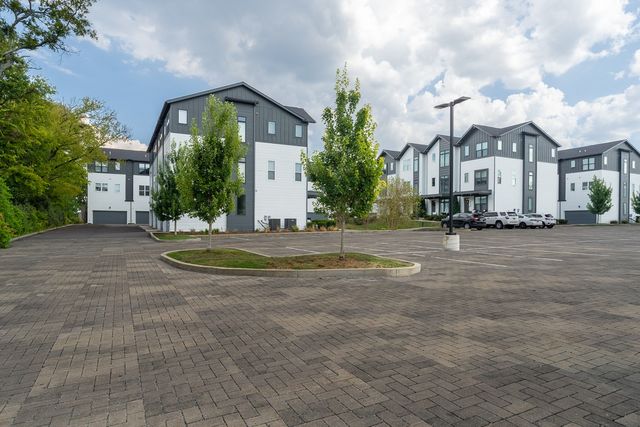 615B Vernon Ave, Nashville, TN 37209
