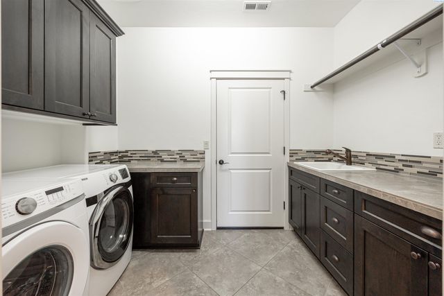 1638 Naples Lane, Richland, WA 99352