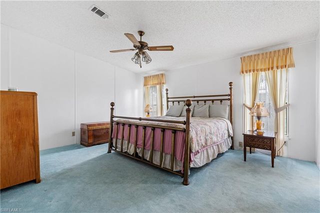 9266 Desoto DR, North Fort Myers, FL 33903