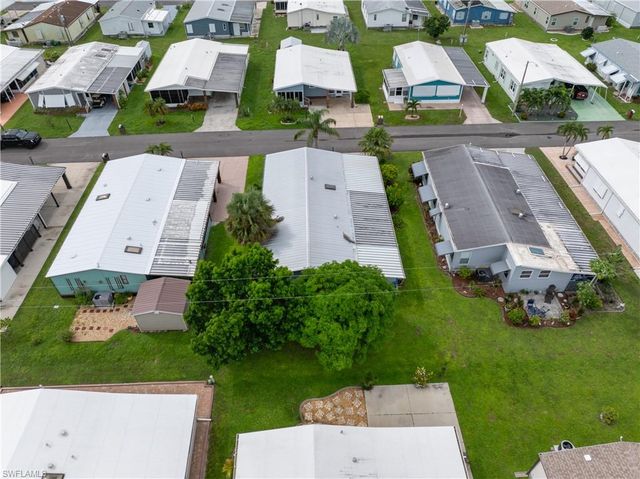 9266 Desoto DR, North Fort Myers, FL 33903