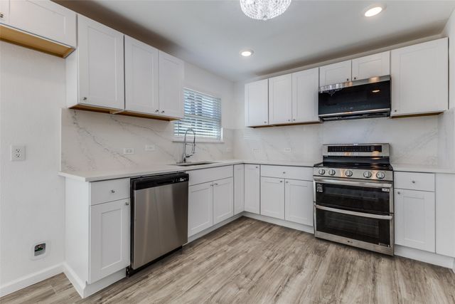 2950 Windmill Lane, Dallas, TX 75234