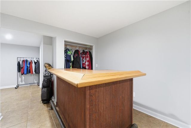 3912 SW Linden Circle, Lee's Summit, MO 64082
