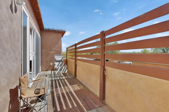 3327 Caminito Quintana, Santa Fe, NM 87507