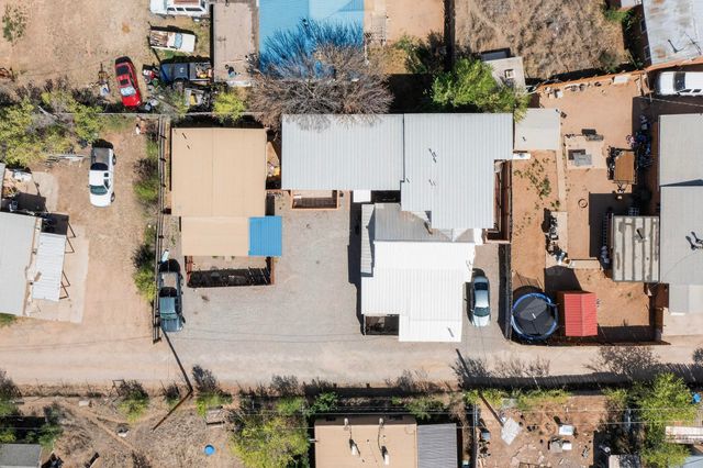 3327 Caminito Quintana, Santa Fe, NM 87507