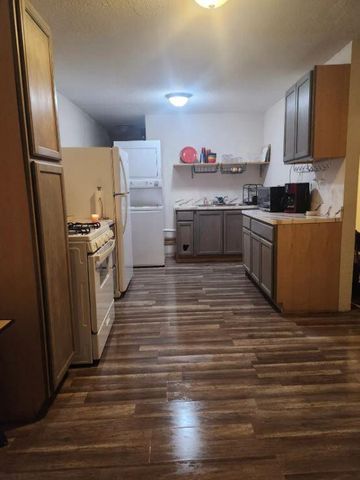 3327 Caminito Quintana, Santa Fe, NM 87507