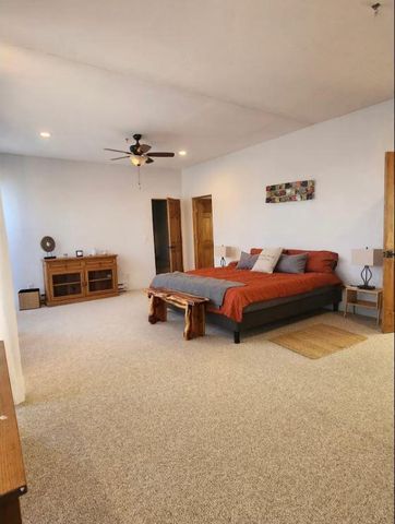 3327 Caminito Quintana, Santa Fe, NM 87507