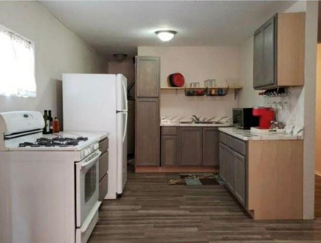 3327 Caminito Quintana, Santa Fe, NM 87507