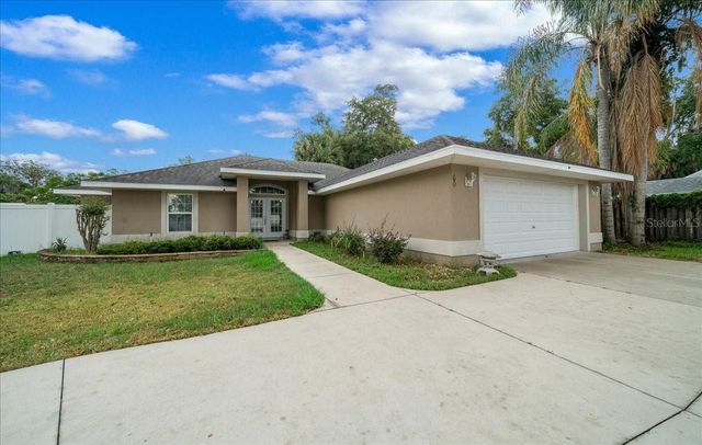 60 OWENS STREET, Umatilla, FL 32784