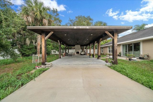 60 OWENS STREET, Umatilla, FL 32784