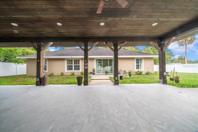 60 OWENS STREET, Umatilla, FL 32784