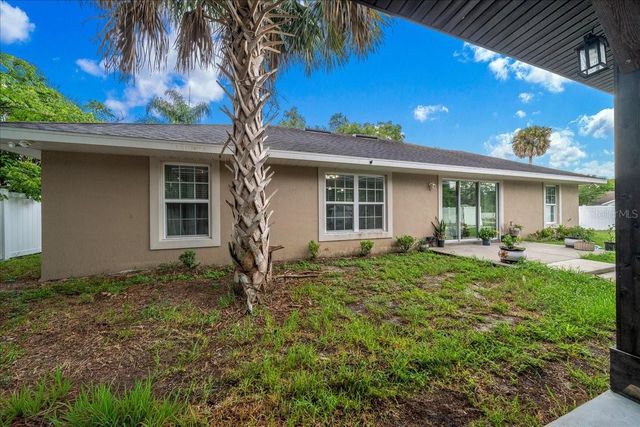 60 OWENS STREET, Umatilla, FL 32784