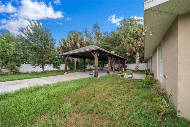 60 OWENS STREET, Umatilla, FL 32784