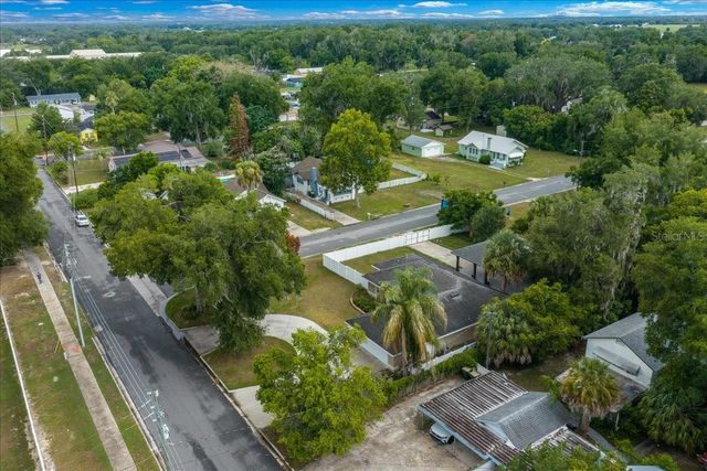 60 OWENS STREET, Umatilla, FL 32784
