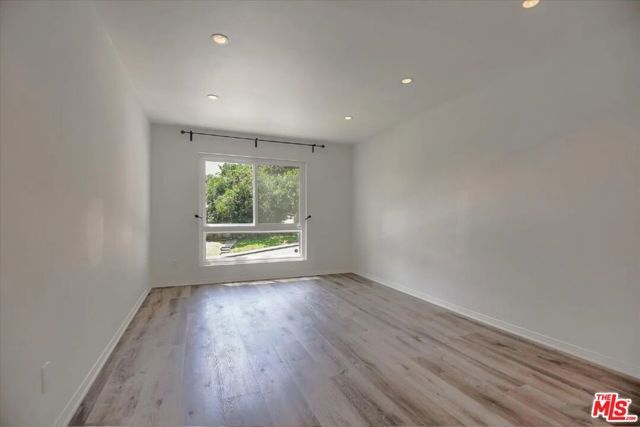 1222 N Olive Drive 209, West Hollywood, CA 90069