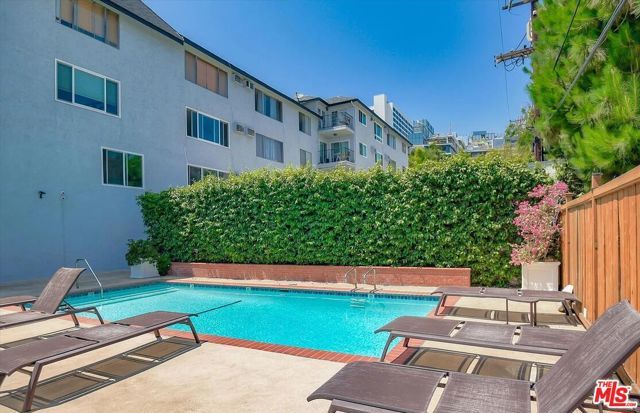 1222 N Olive Drive 209, West Hollywood, CA 90069