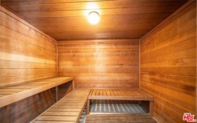 1222 N Olive Drive 209, West Hollywood, CA 90069