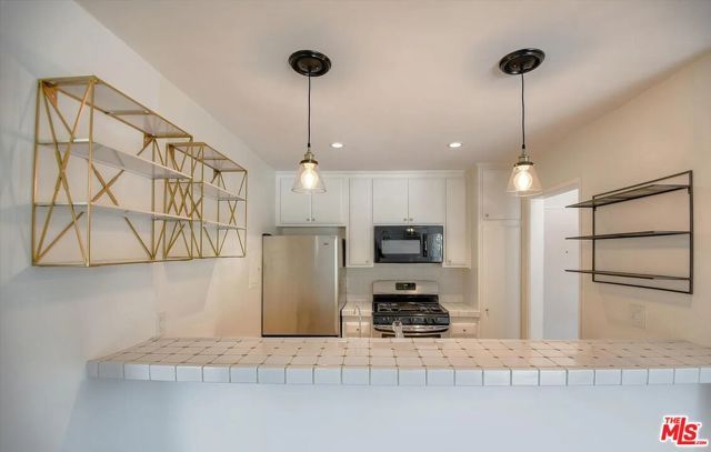 1222 N Olive Drive 209, West Hollywood, CA 90069