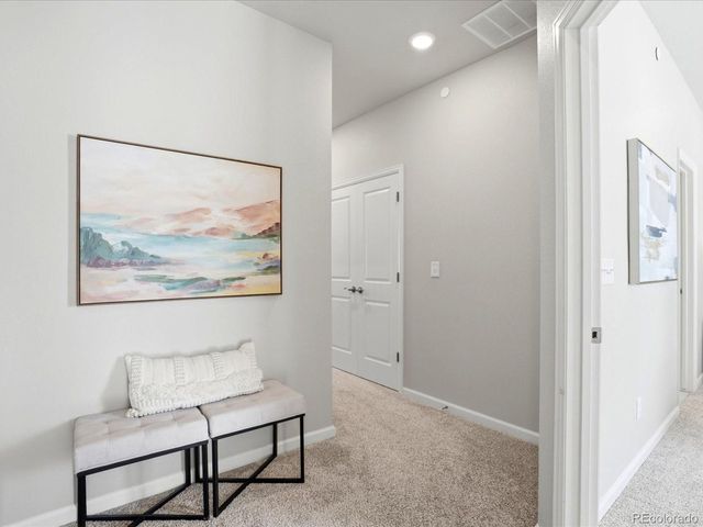 463 Millwall Cir, Castle Pines, CO 80108