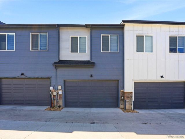 463 Millwall Cir, Castle Pines, CO 80108