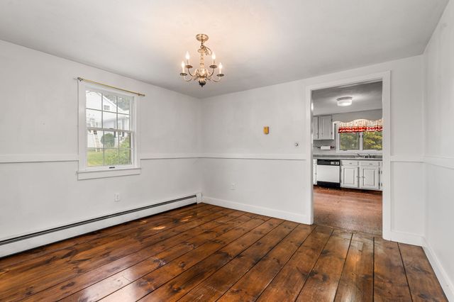 141 Evans Rd Ext, Marblehead, MA 01945