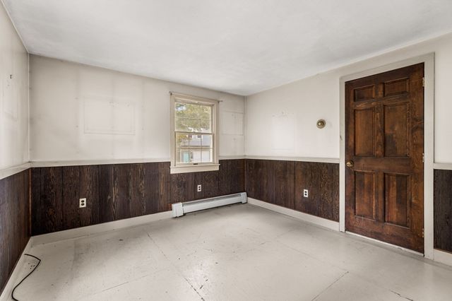 141 Evans Rd Ext, Marblehead, MA 01945