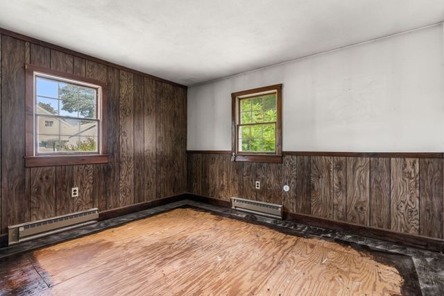 141 Evans Rd Ext, Marblehead, MA 01945