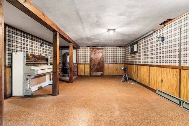 141 Evans Rd Ext, Marblehead, MA 01945