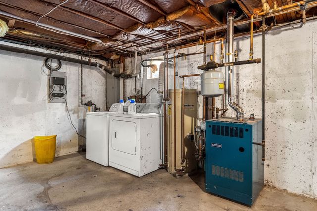 141 Evans Rd Ext, Marblehead, MA 01945