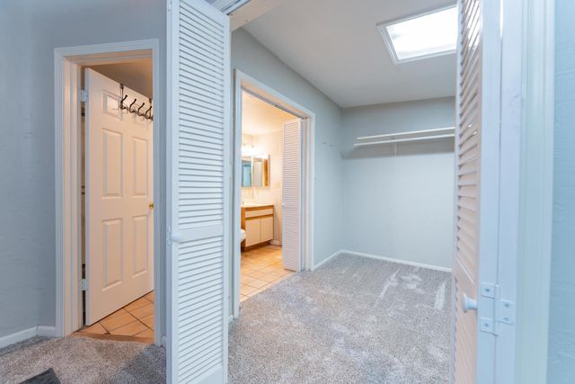 2090 Short Drive, Hanford, CA 93230