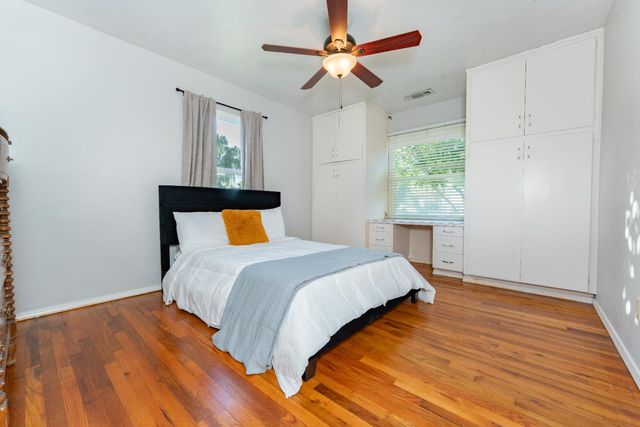 2090 Short Drive, Hanford, CA 93230