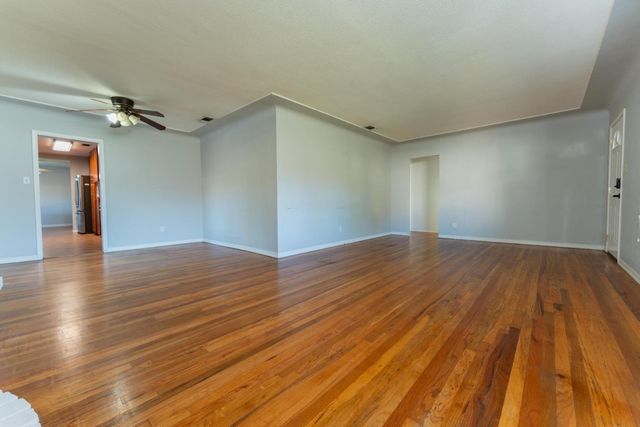 2090 Short Drive, Hanford, CA 93230