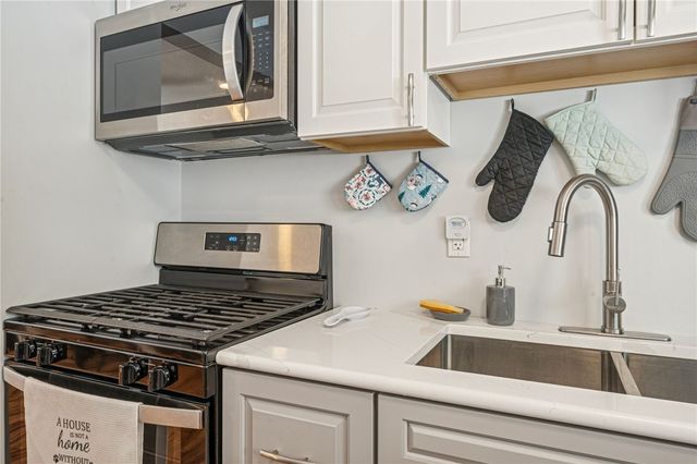 15 Glenview Avenue, City Of Greensburg, PA 15601