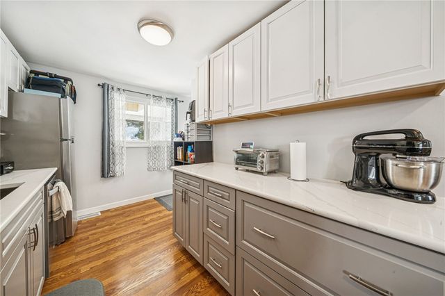 15 Glenview Avenue, City Of Greensburg, PA 15601