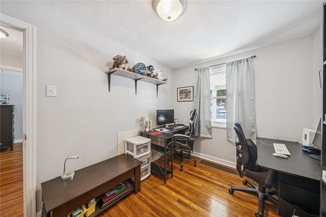 15 Glenview Avenue, City Of Greensburg, PA 15601