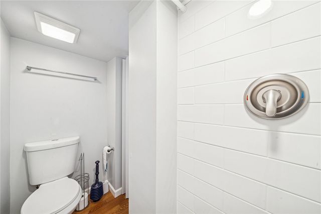 15 Glenview Avenue, City Of Greensburg, PA 15601