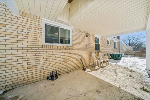 15 Glenview Avenue, City Of Greensburg, PA 15601