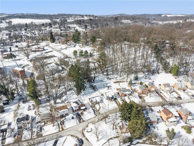 15 Glenview Avenue, City Of Greensburg, PA 15601